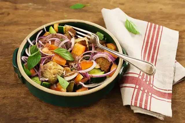 Panzanella (salada de pão)
