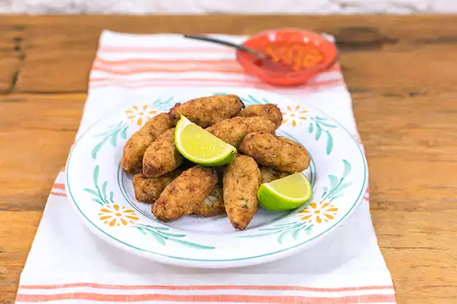 Bolinho de bacalhau com inhame