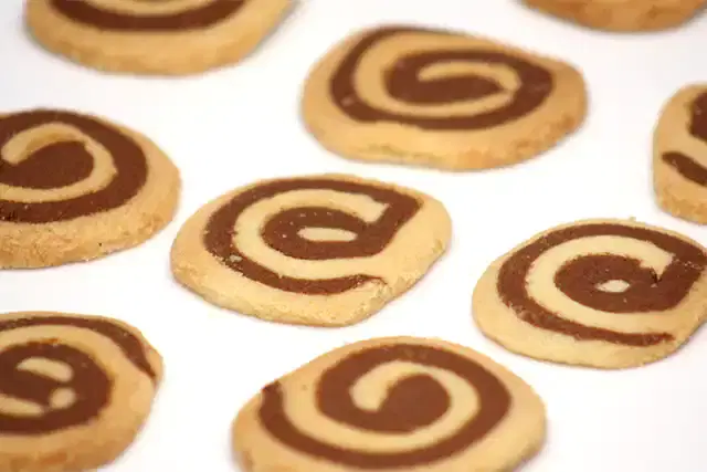 Biscoitinho bicolor