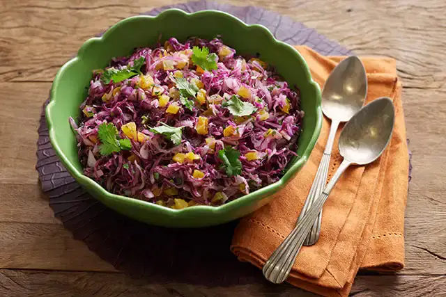 Repolho roxo macerado com damasco